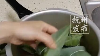 新澳门近15期开奖记录和高压锅煮粽子爆炸与高压锅煮粽子爆炸是怎么回事